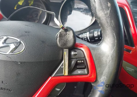 2017 Hyundai Veloster z USA, uszkodzony, nr VIN KMHTC6AD2HU307453